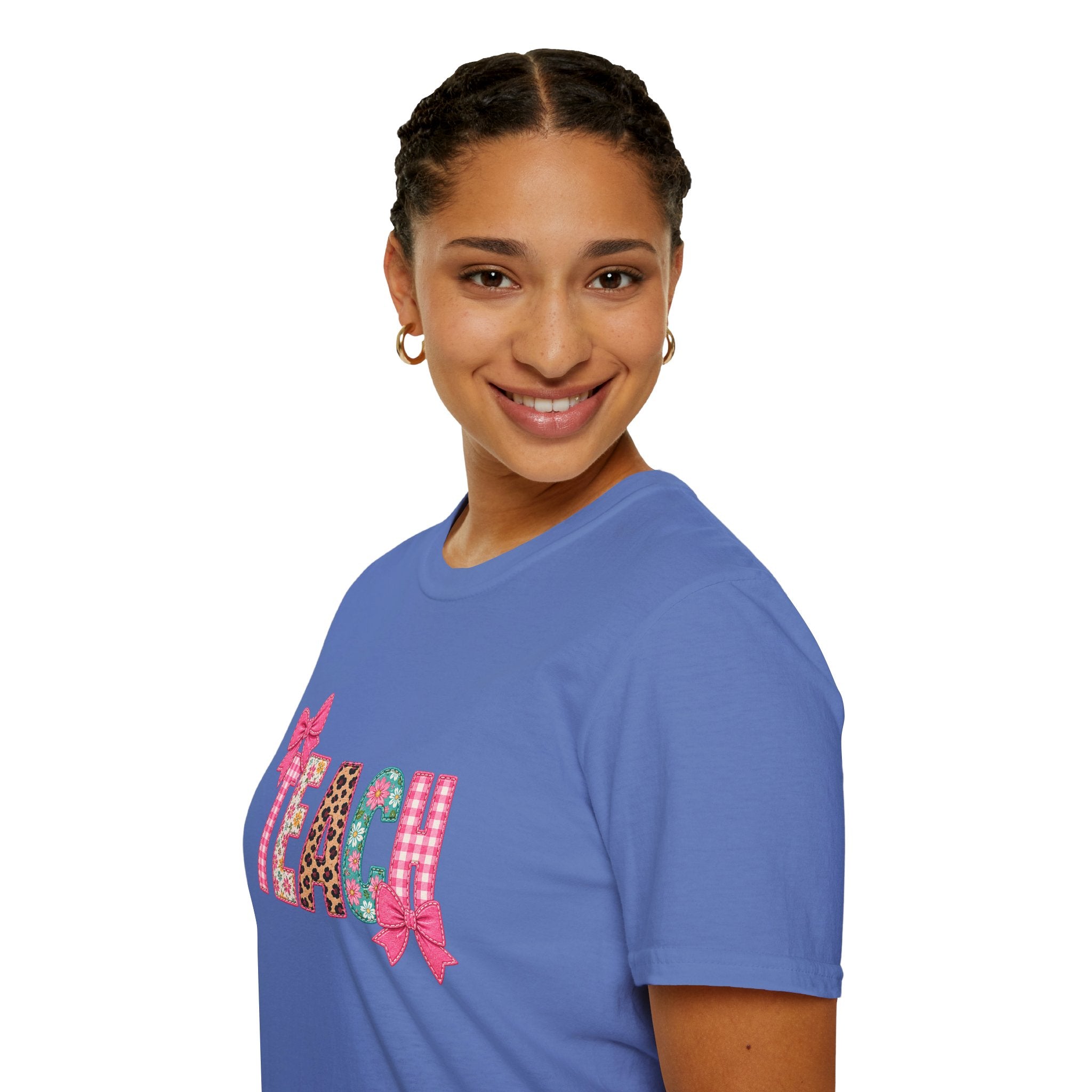 Floral Leopard TEACH T-Shirt — Cute Back-to-School Gift for Teachers Pink Bow Tee
