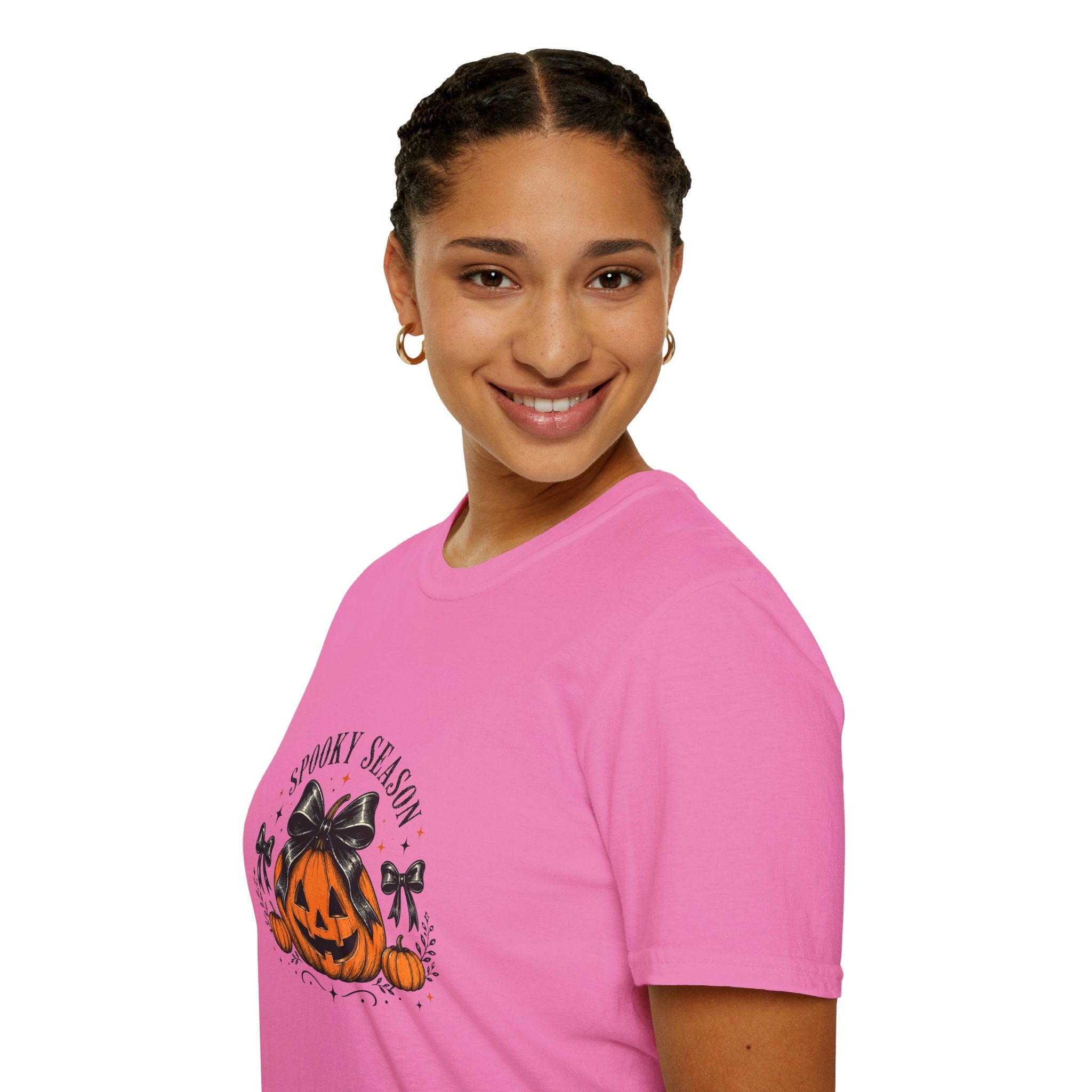 Spooky Season Jack-O'-Lantern Bow T-Shirt — Cute Halloween Gift for Women Graphic Tee