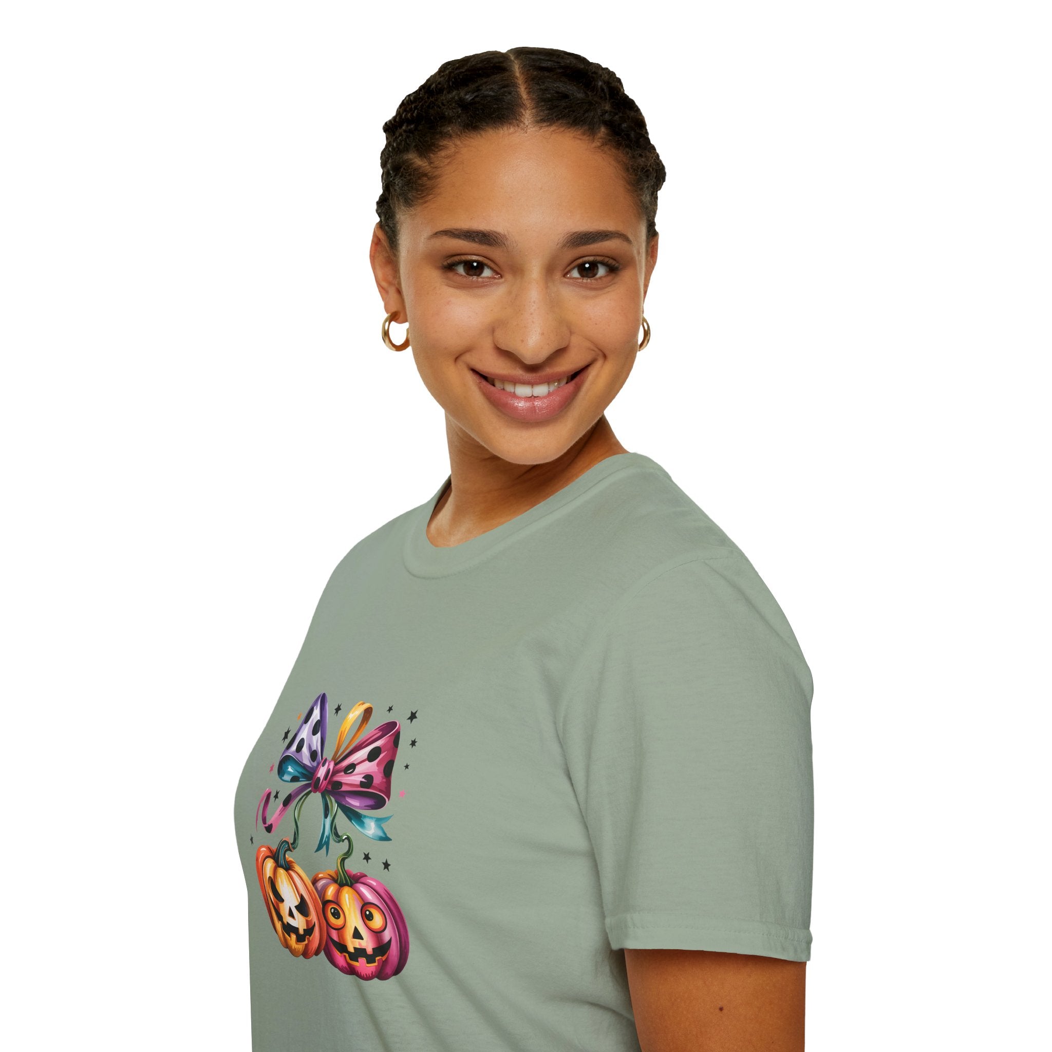 Halloween Pumpkin Bow T-Shirt — Cute Colorful Gift for Women Jack-O'-Lantern Tee