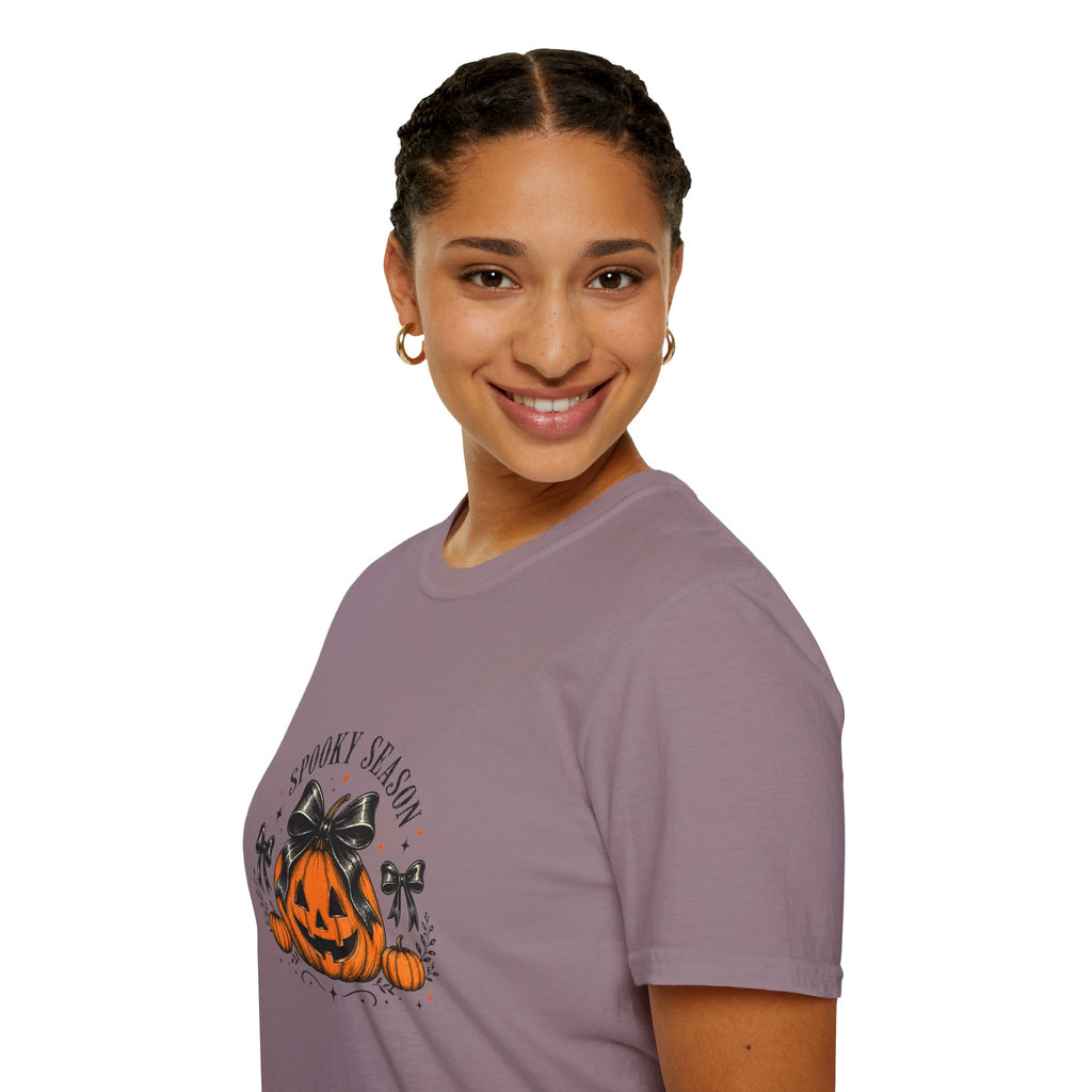 Spooky Season Jack-O'-Lantern Bow T-Shirt — Cute Halloween Gift for Women Graphic Tee