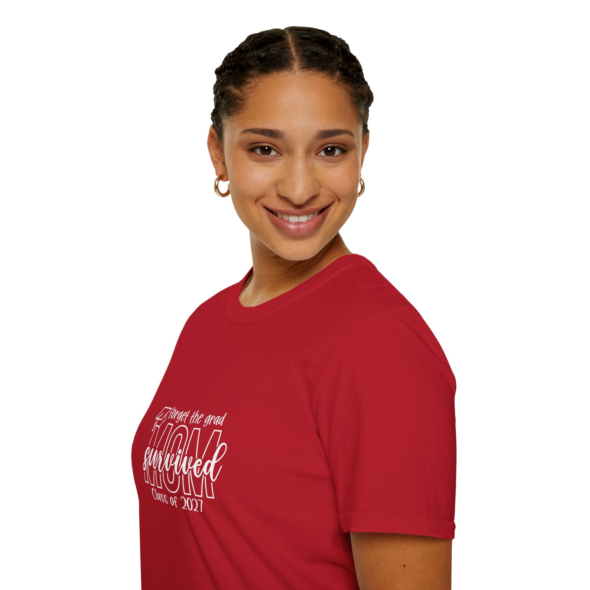 Class of 2027 Sarcastic Mom T-Shirt — Funny Graduation Gift for Mom Graphic Tee