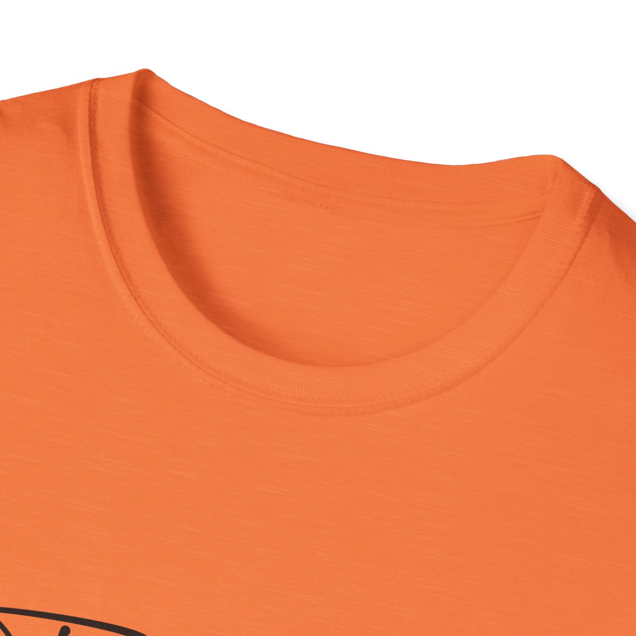 Football Mom Script T-Shirt — Cute Bow Gift for Proud Moms Game Day Graphic Tee