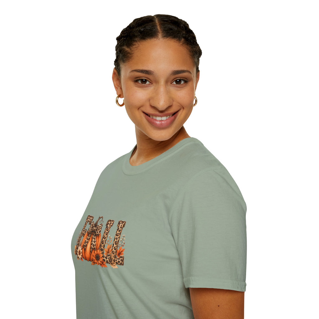 Fall Leopard Pumpkin T-Shirt — Cute Autumn Gift for Women Floral Graphic Tee