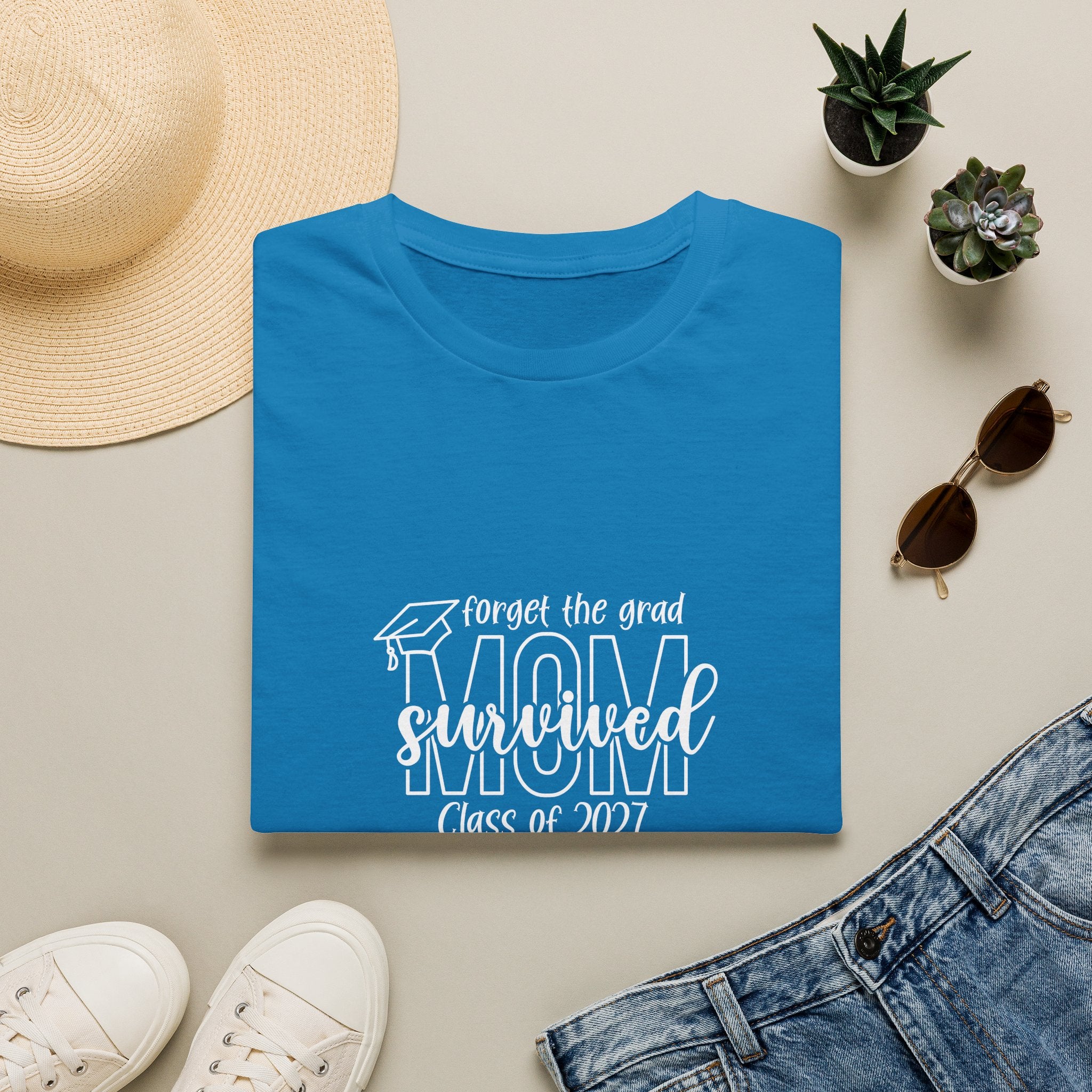 Class of 2027 Sarcastic Mom T-Shirt — Funny Graduation Gift for Mom Graphic Tee