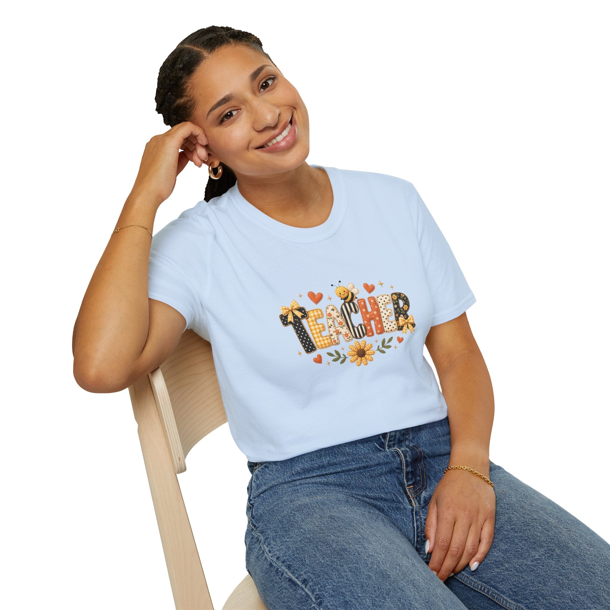 Teacher Floral Bee T-Shirt — Cute Back-to-School Gift for Teachers Graphic Tee