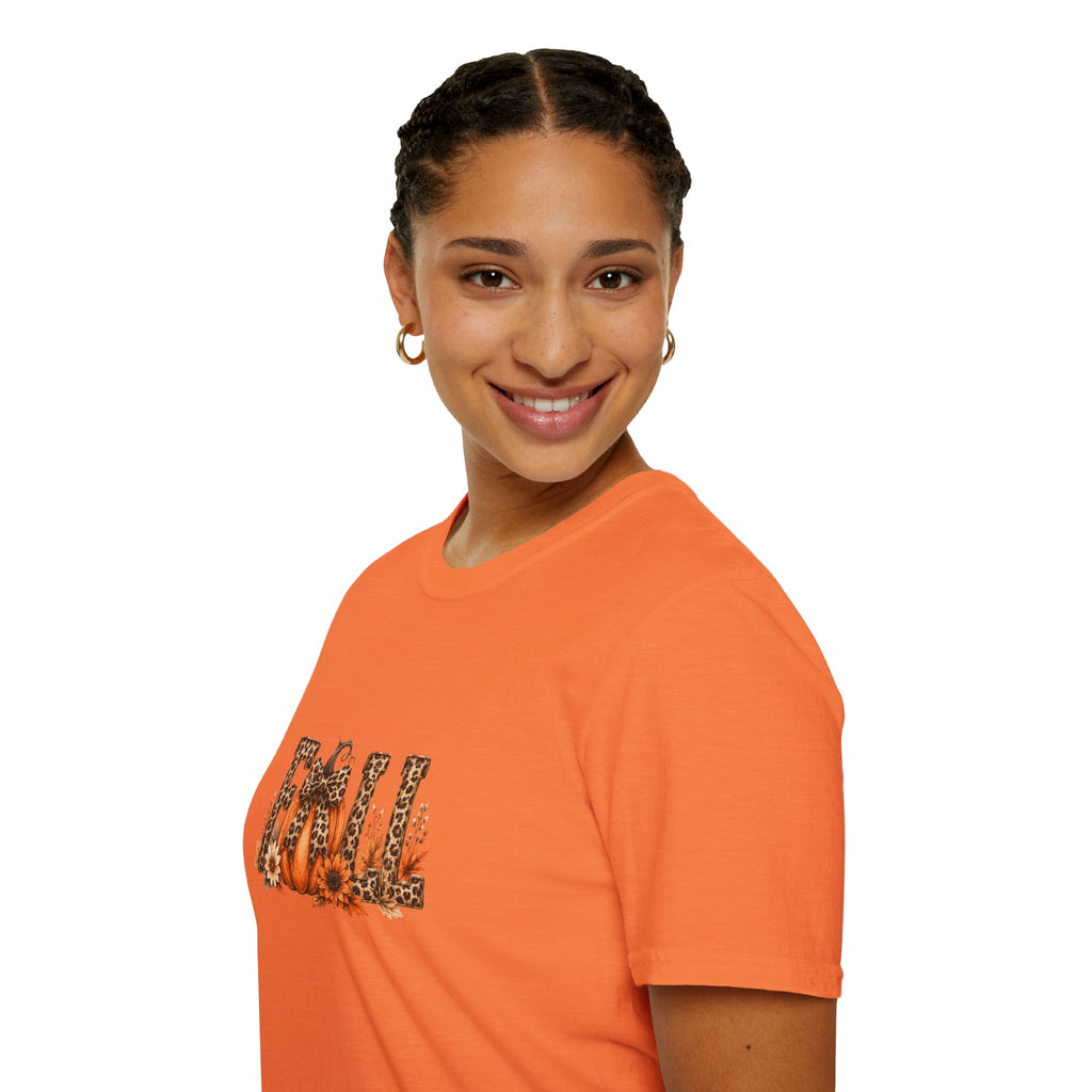 Fall Leopard Pumpkin T-Shirt — Cute Autumn Gift for Women Floral Graphic Tee
