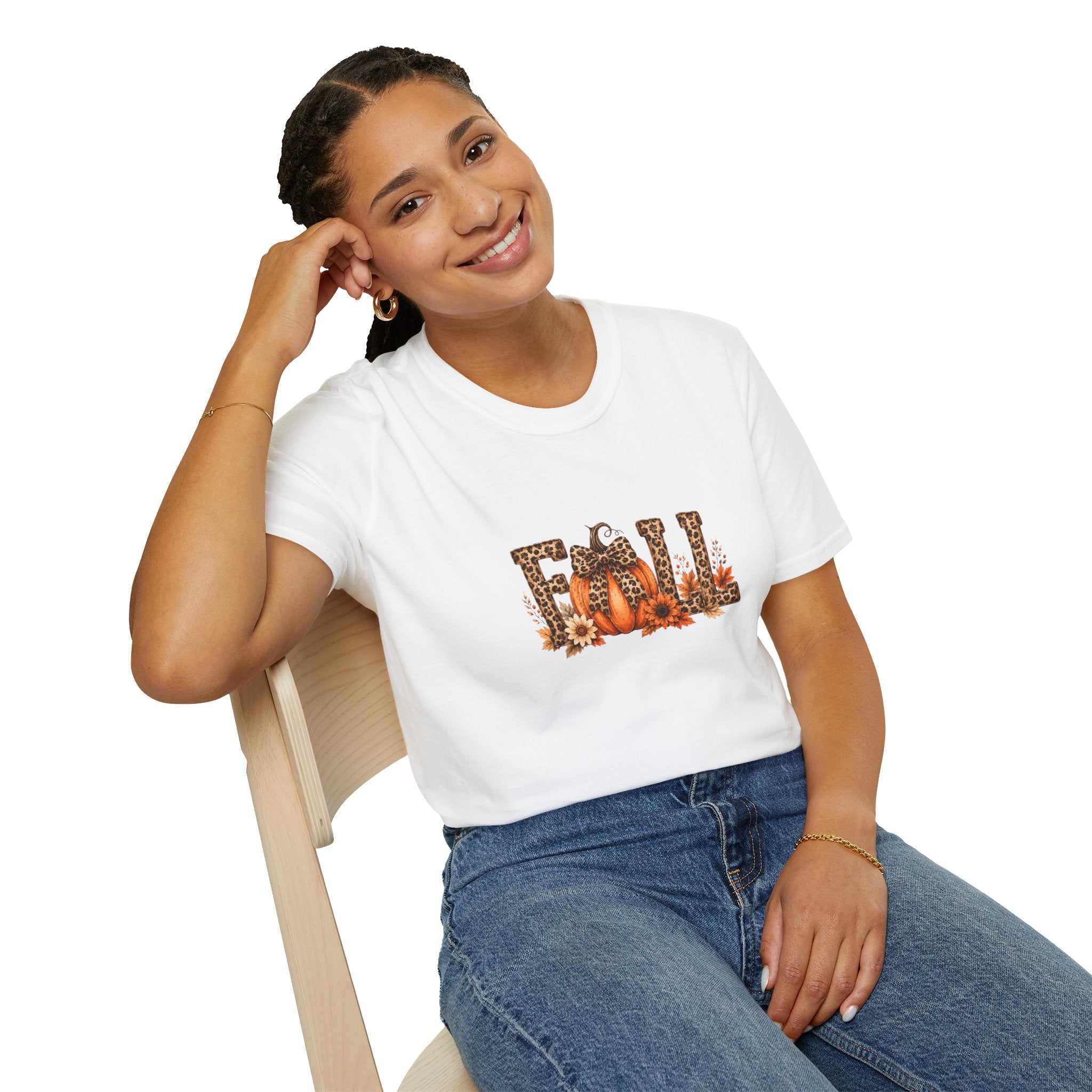 Fall Leopard Pumpkin T-Shirt — Cute Autumn Gift for Women Floral Graphic Tee
