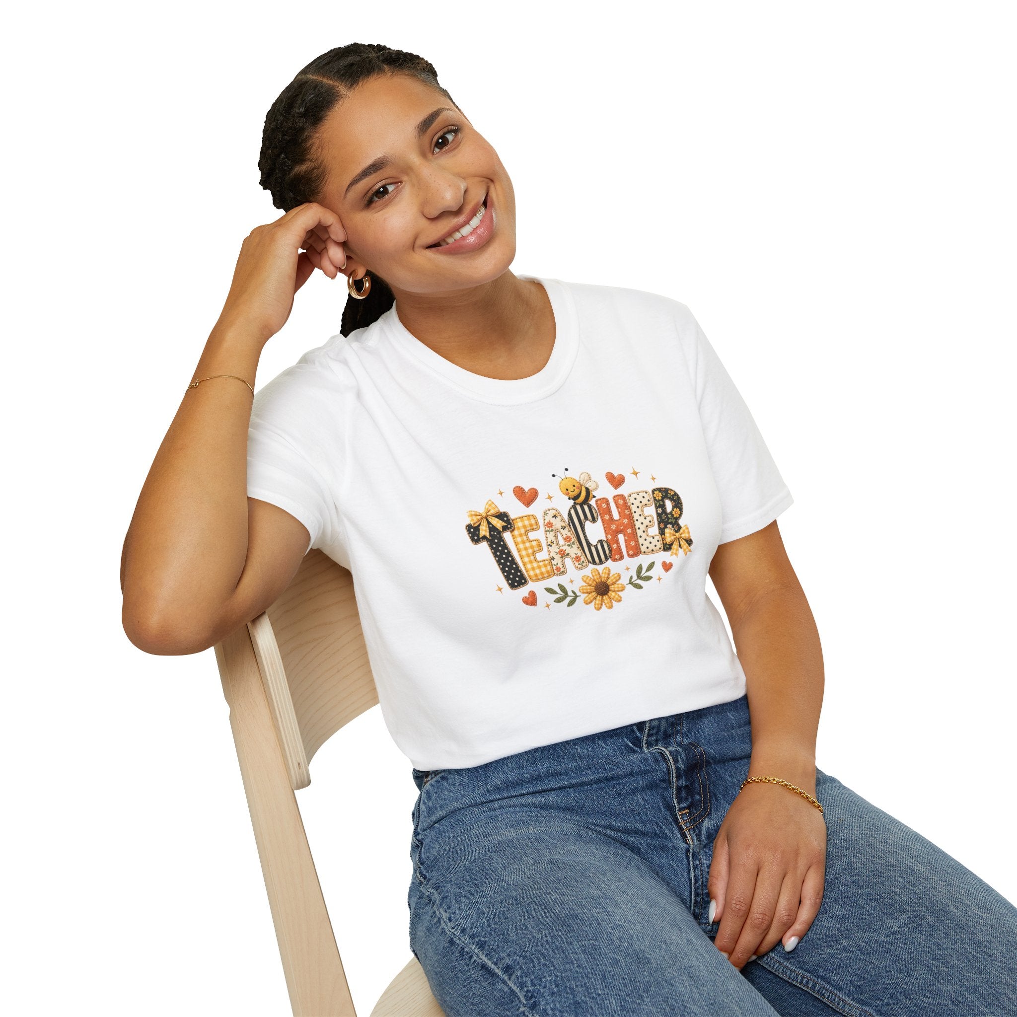 Teacher Floral Bee T-Shirt — Cute Back-to-School Gift for Teachers Graphic Tee