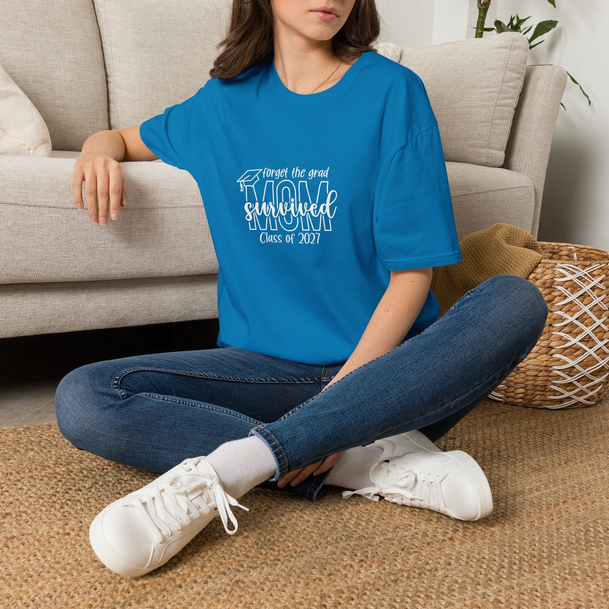 Class of 2027 Sarcastic Mom T-Shirt — Funny Graduation Gift for Mom Graphic Tee