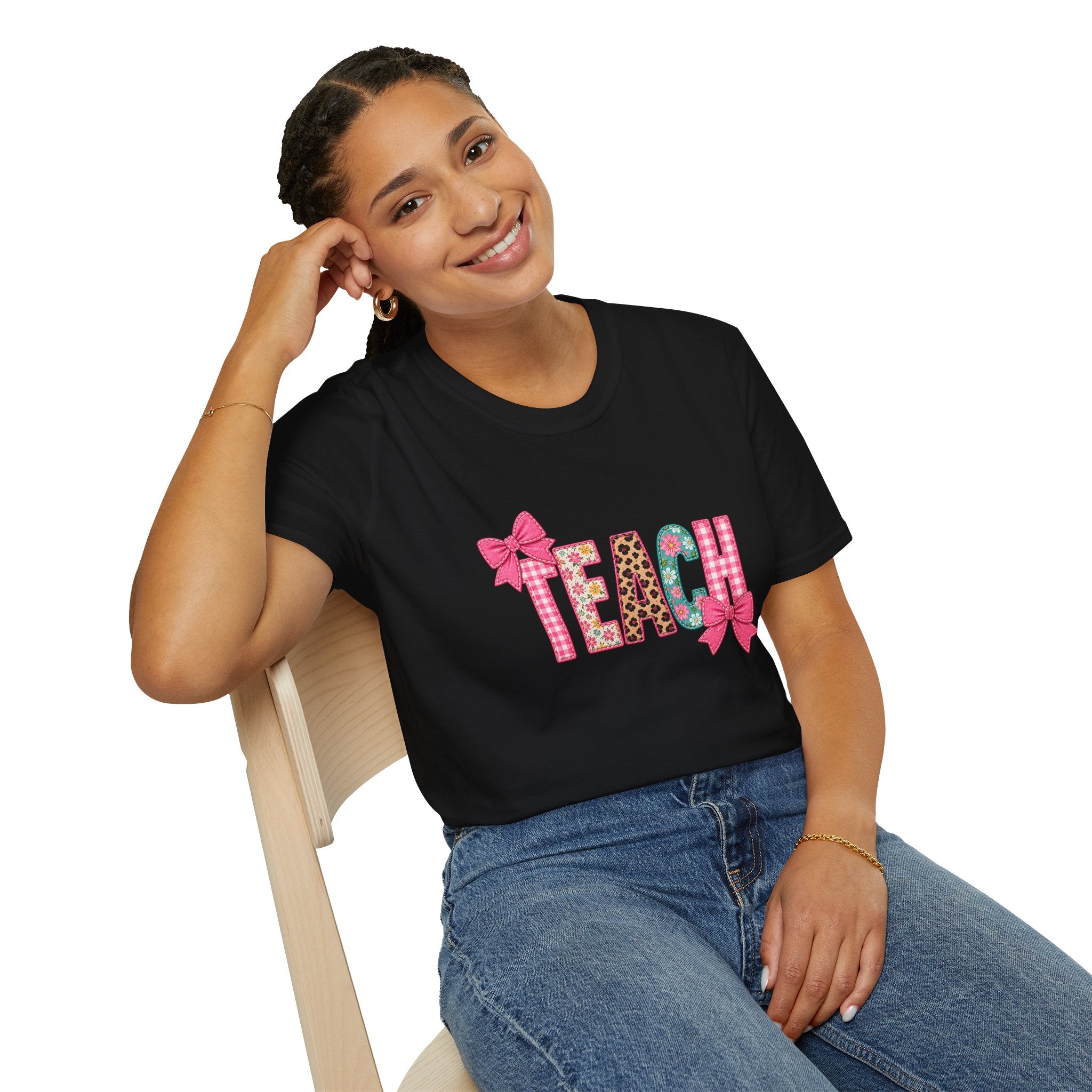 Floral Leopard TEACH T-Shirt — Cute Back-to-School Gift for Teachers Pink Bow Tee