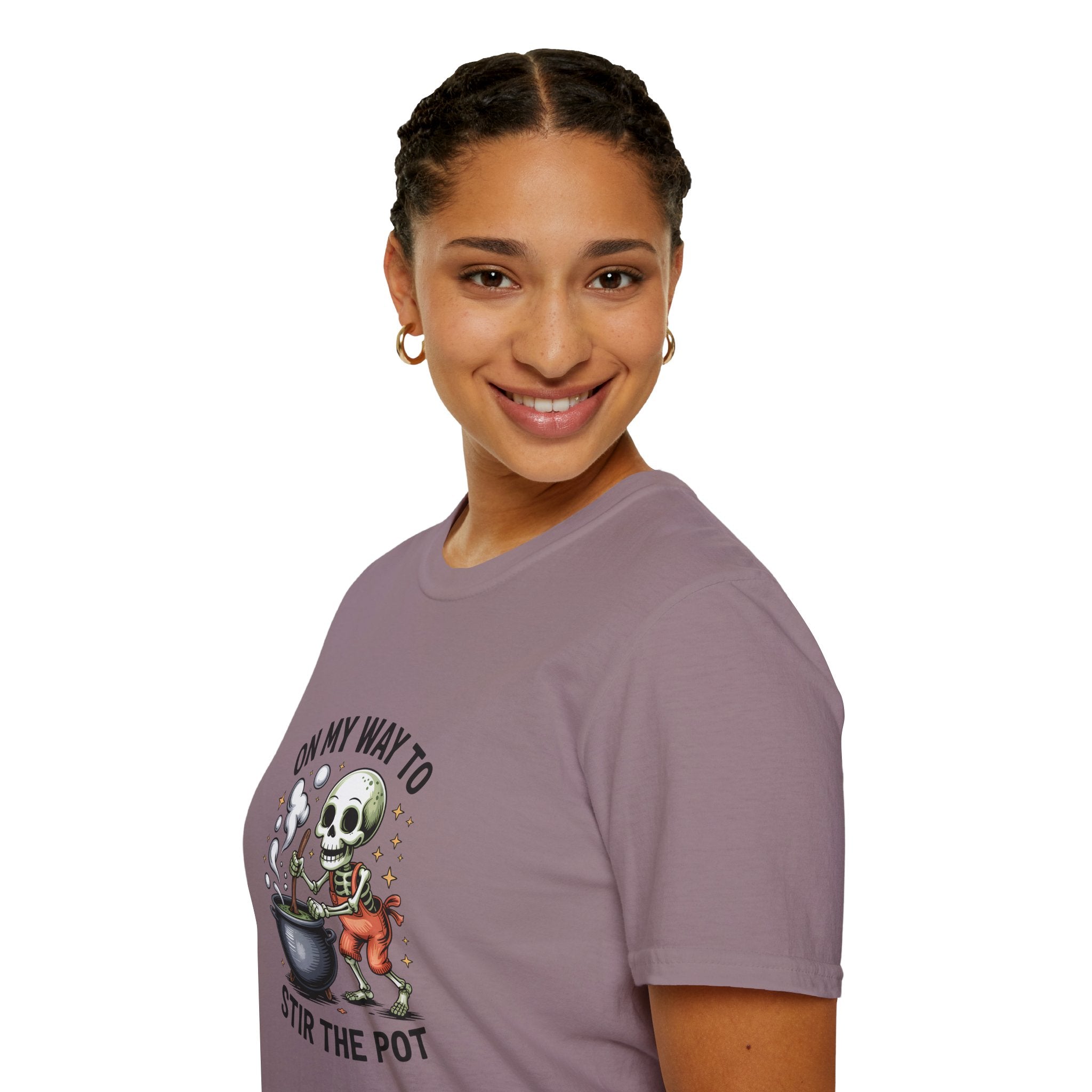 On My Way to Stir the Pot Skeleton T-Shirt — Funny Halloween Gift for Women