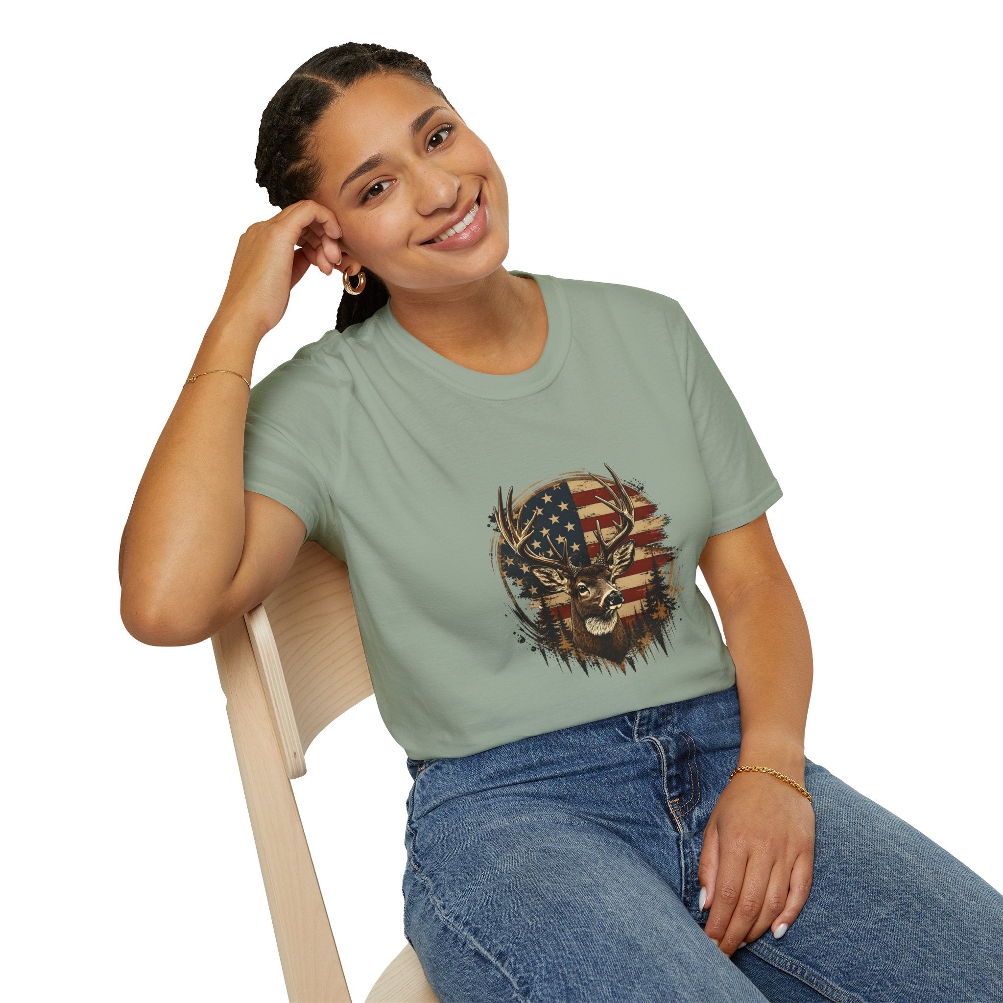 American Flag Deer T-Shirt — Patriotic Buck Gift for Hunters Men's Graphic Tee