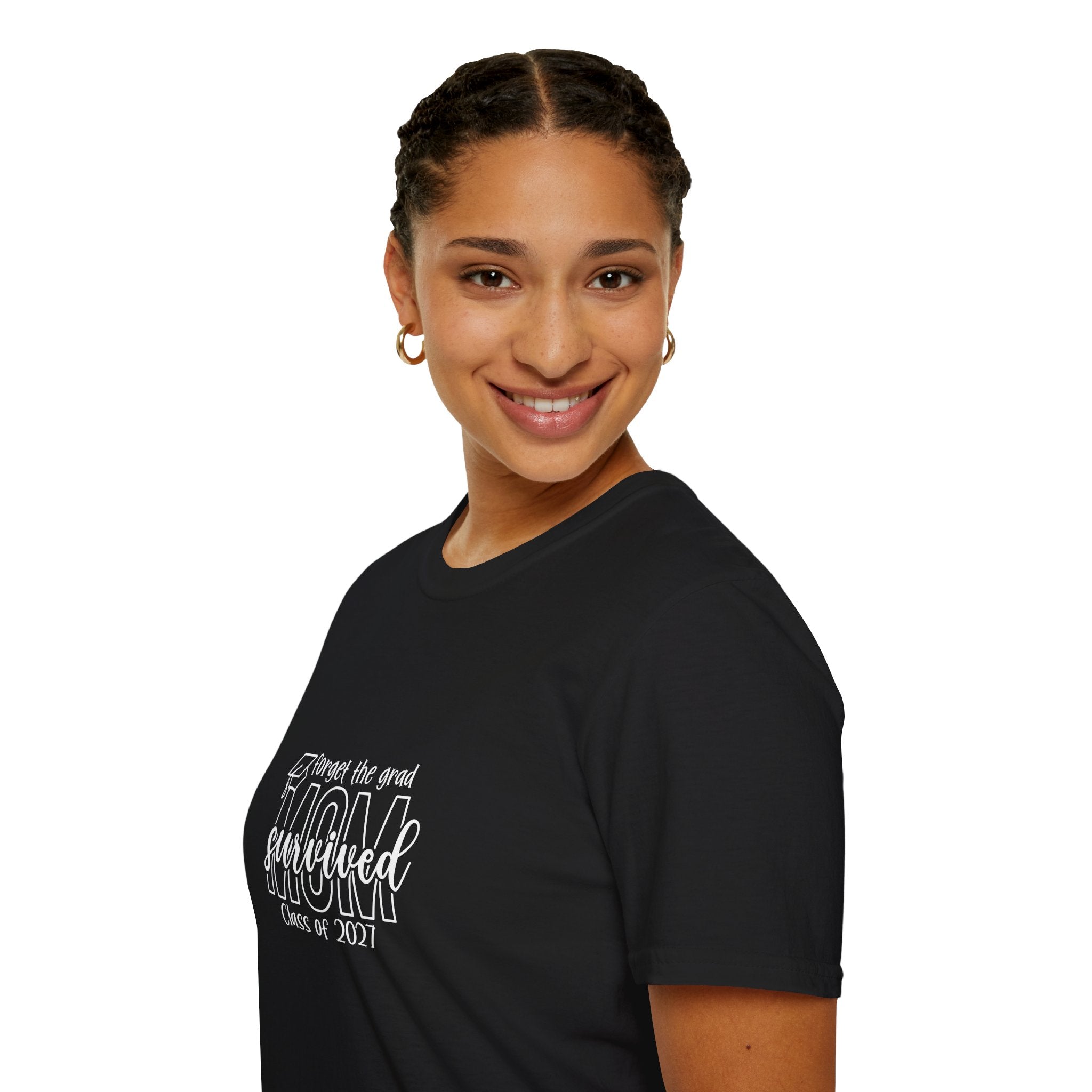 Class of 2027 Sarcastic Mom T-Shirt — Funny Graduation Gift for Mom Graphic Tee