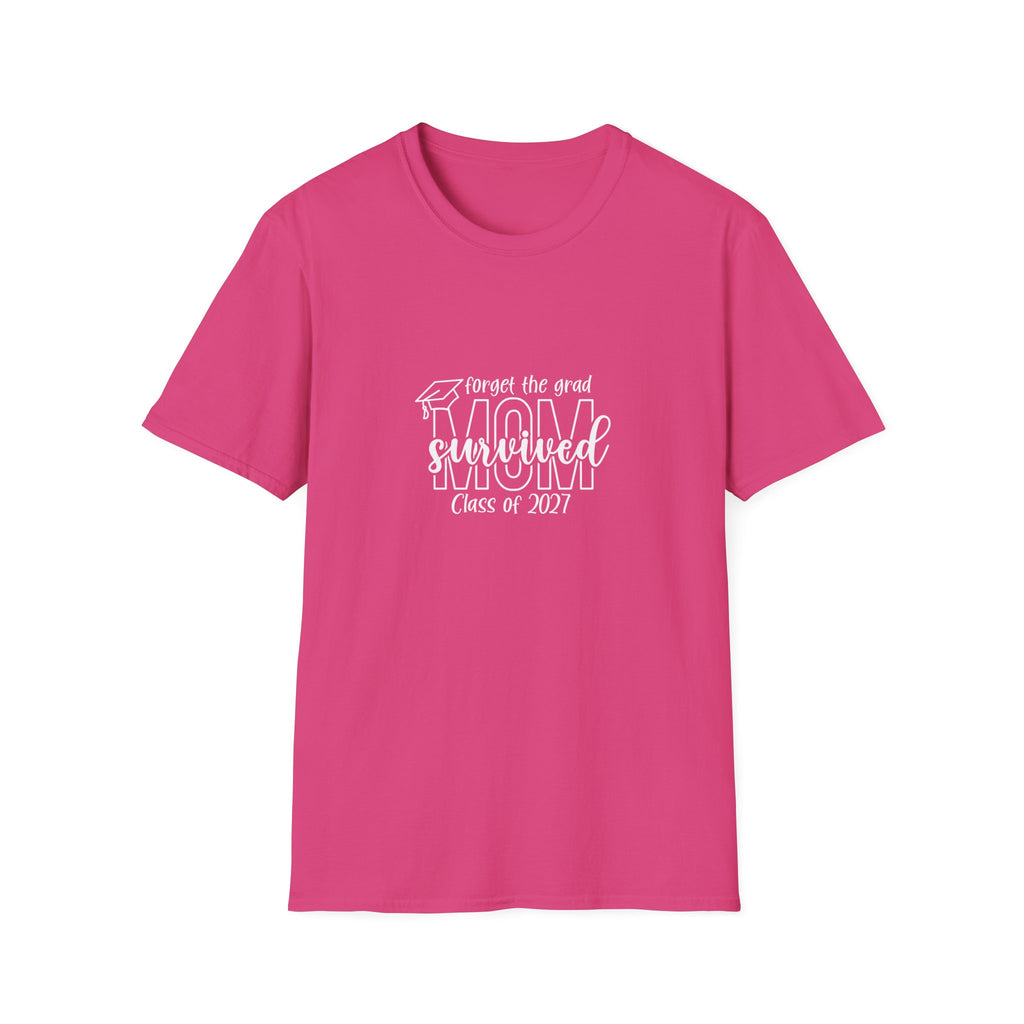 Class of 2027 Sarcastic Mom T-Shirt — Funny Graduation Gift for Mom Graphic Tee