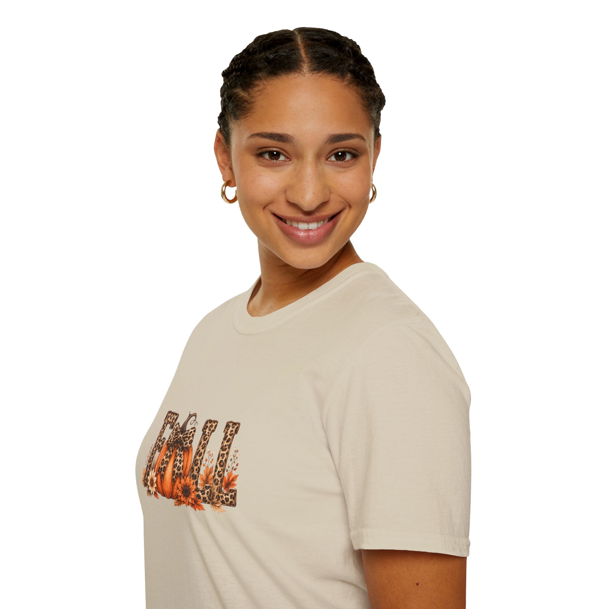 Fall Leopard Pumpkin T-Shirt — Cute Autumn Gift for Women Floral Graphic Tee