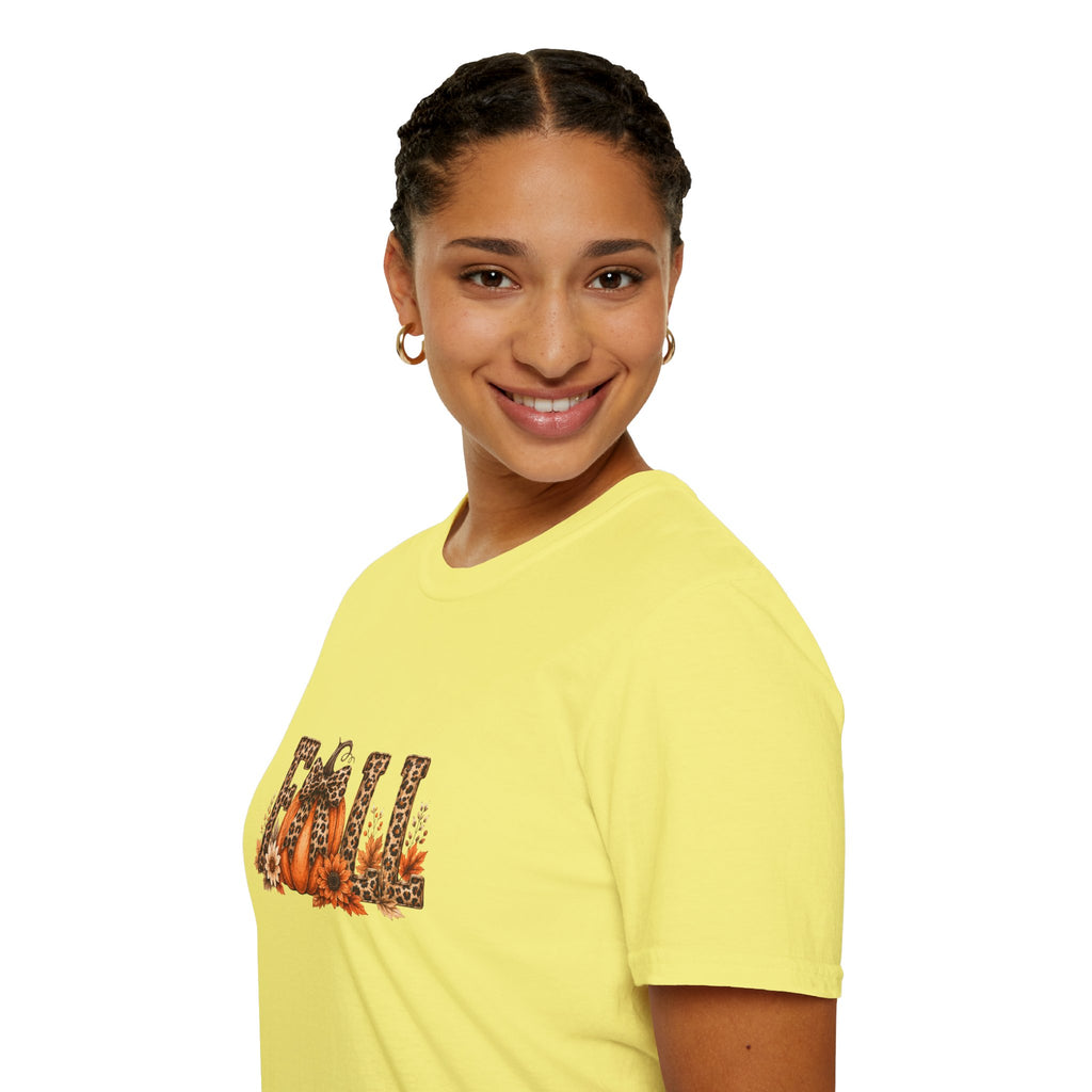 Fall Leopard Pumpkin T-Shirt — Cute Autumn Gift for Women Floral Graphic Tee